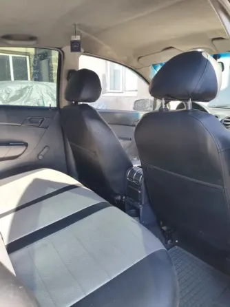 Продам Шевроле Авео. 300т.р. Макеевка