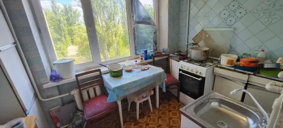 продам 1 ком. квартиру в Макеевке недорого Макеевка