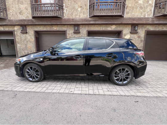 Lexus ct200h Донецк