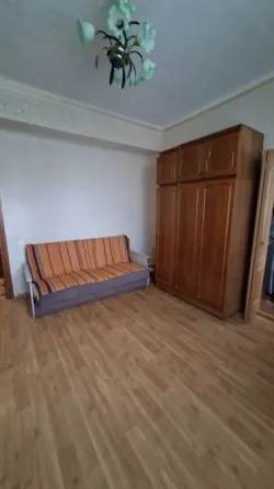 Продам 3 к.кв ориентир 48 школа не далеко от Донецк Сити Донецк