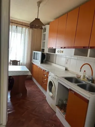 Срочно!3-комнатная квартира,64м2,Киевский р-н,Маяк,ул.Артема.Цена 6,2млн Донецк