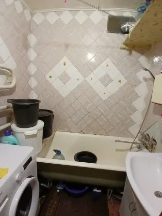 Сдаётся 2комнатная квартира в Центральном районе ул Урицкого дом 90. Мариуполь