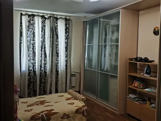 Продам 3-х комн. квартиру в Калининском районе, Калининский Загс Донецк