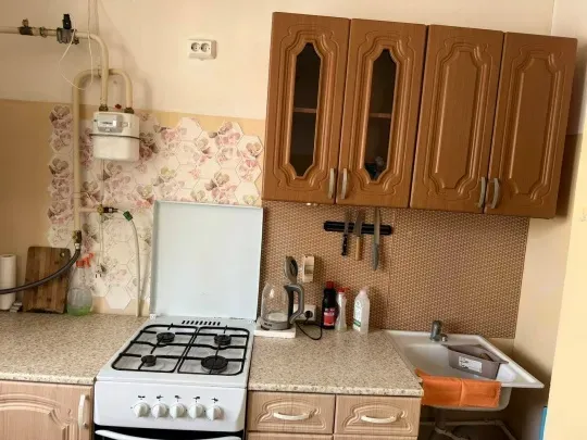 сдается однокомнатная квартира в пролетарском районе донецка Донецк