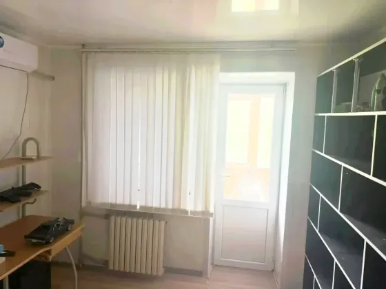 Сдается в аренду 1 км кв пр. Ильича Донецк