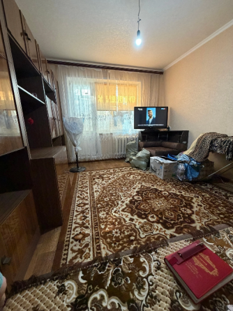 Продажа 2 к. квартиры 5/9 г. Харцызск ул. 40 лет Освобождения Украины, с ремонтом,мебелью Харцызск