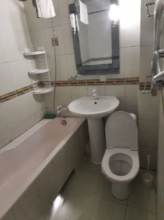 Сдам 3х комнатную Калининский рынок Донецк