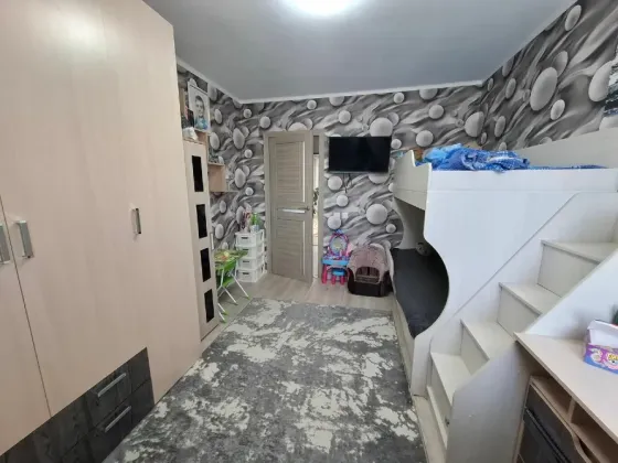 в аренду на длительнный срок квартира Донецк