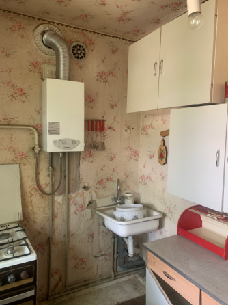 Продается возле крытого рынка Донецк