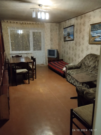 в офис ехать и вносить предоплату не нужно!Сдам 2к кв в Ворошиловском районе.Крытый рынок.вода.ан Донецк