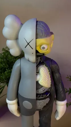 Статуэтка KAWS 37см Донецк