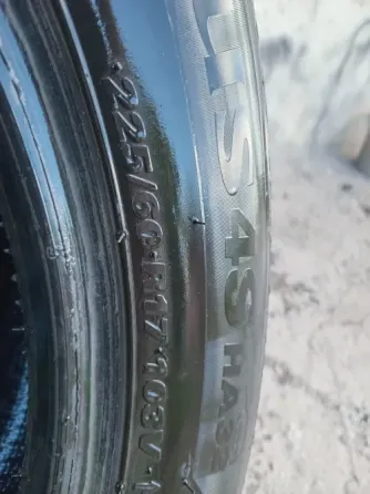 Продаю резину 225 60 17 Донецк