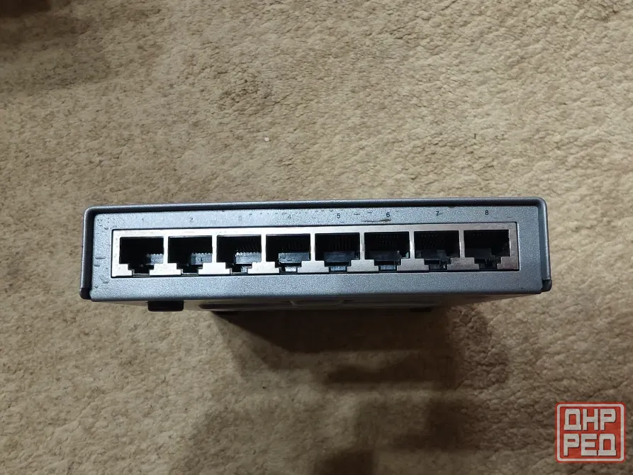 Коммутатор Cisco SF100D-08 Донецк - изображение 4