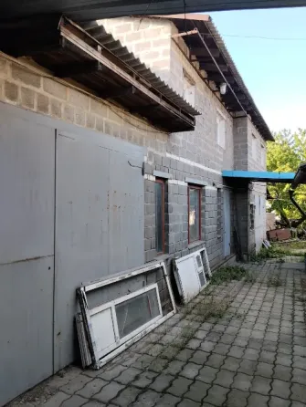 Продам дом машзавод с приватизированным участком Донецк