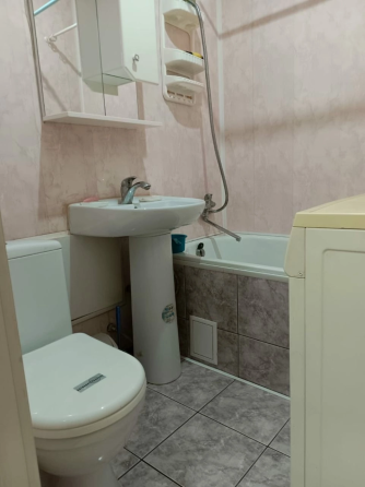 Аренда 1 квартиры Макеевка, 92-х квартирный , ул.Седова, напротив детсада 34, 4этаж/4 Макеевка