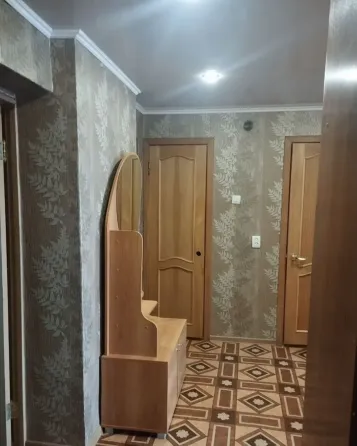 Сдаётcя уютная трёхкомнaтная квартирa в Пролетарском районе Донецк