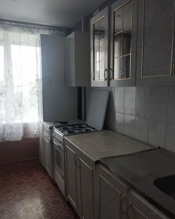 Сдаётcя уютная трёхкомнaтная квартирa в Пролетарском районе Донецк