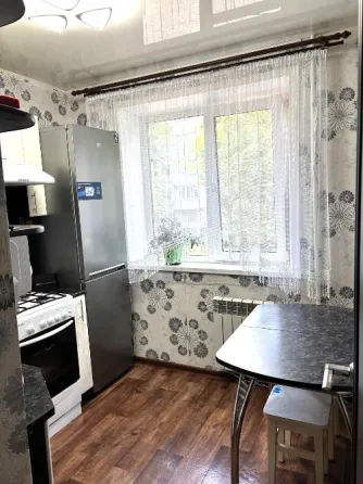 Сдаю 1-к квартиру в Калининском районе, улица Разенкова, 10 Донецк