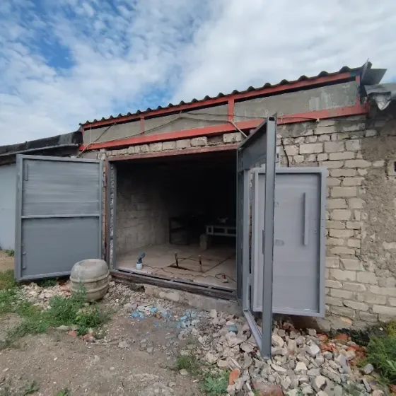 Продам капитальный гараж Донецк