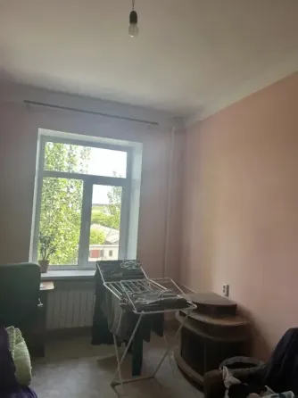3 ком.кв. сталинка пр-кт ильича Мариуполь