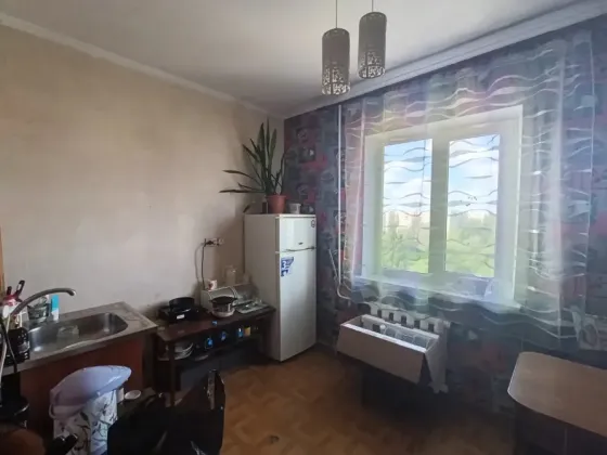 Продам 3-х комнатную квартиру в г. Харцызске, ул. Октябрьская Харцызск
