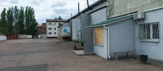 сдам в аренду коммерческие помещения (базу) в Киевском районе Донецк