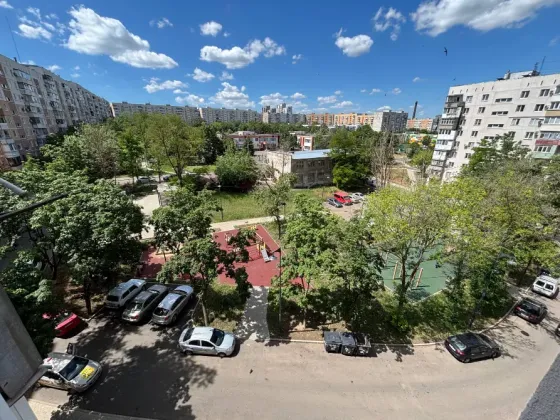 Продаётся 3-х комн.квартира 63,5 кв.м. Мариуполь