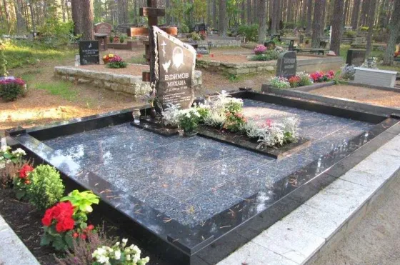 Уход за могилами в Сергиевом Посаде - Ритуал Град Москва