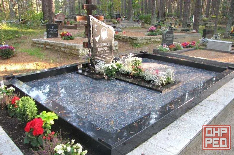 Уход за могилами в Сергиевом Посаде - Ритуал Град Москва - изображение 3