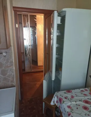 Продам 2ком Куйбышева, рядом Жд Донецк