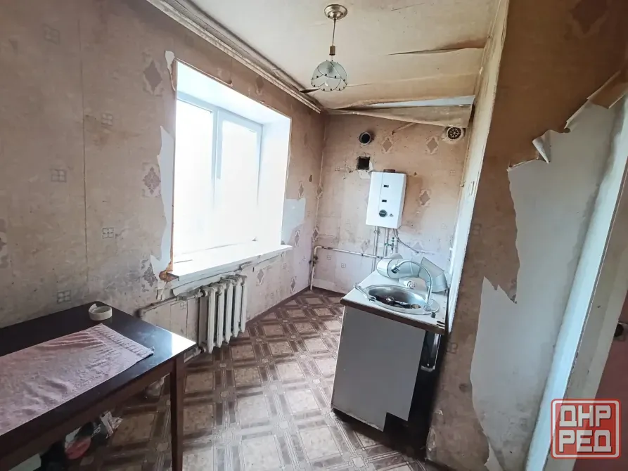 Продам 1 комнатную квартиру в Харцызске, пгт. Горное, ул. Суворова Харцызск - изображение 3