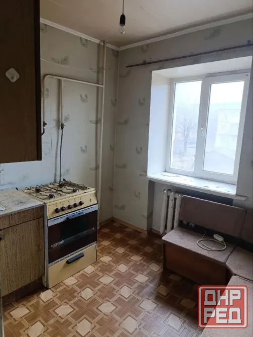 Состояние удовлетворительное жилое, есть необходимая мебель, частично техника. Вода во время подачи Донецк - изображение 3