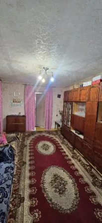 Продам 2-комн. квартиру по ул. Ленина ост. Пушка. Макеевка