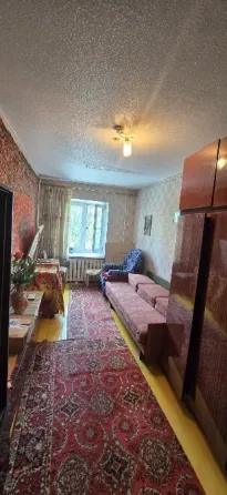 Продам 2-комн. квартиру по ул. Ленина ост. Пушка. Макеевка