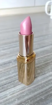 Губная помада L'Oreal Paris Color Riche Блонд, увлажняющая, тон 303 Розовый Нежный Донецк