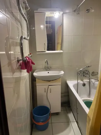 Продам 3-комнатную квартиру,Топаз Донецк