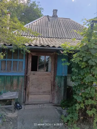Участок 8 сот. - Приватизирован, Дом - 46м.кв., Газ. отопл., Центральная Канализация, пл.Свободы Донецк