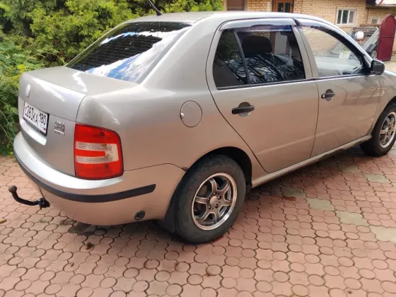 Продам автомобиль Шкода Фабия 1,2,2007ч. Газ,бензин. Енакиево
