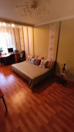 4х комн.квартира,3/9,для комфортной жизни, ул. Щетинина, лицей 124 Донецк
