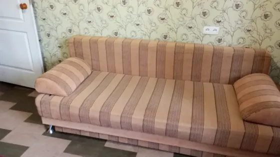 продам свою 2х комн кварт в киевском р-не, партизанский пр-т, с мебелью, техникой. Донецк