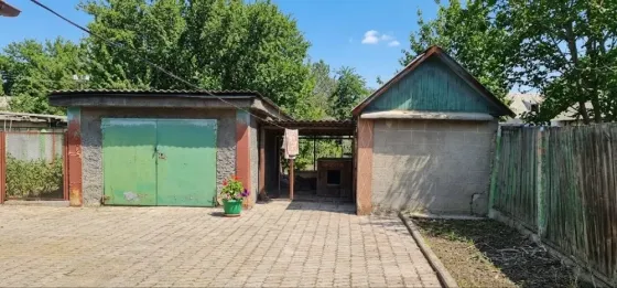 Квартира на земле в Пролетарском районе города Донецка. Донецк