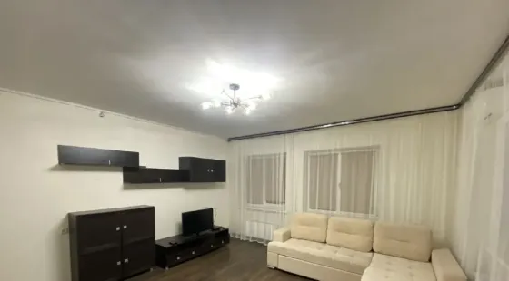 Сдаётся однокомнатная квартира 38м² в Буденновском районе, улица 230-й Стрелковой Дивизии Донецк