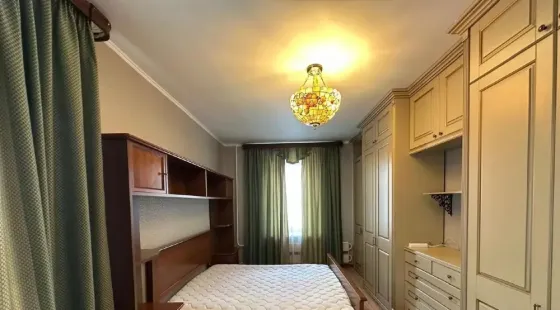 Сдам просторную 3-комнатную квартиру в Кировском районе Донецка Донецк