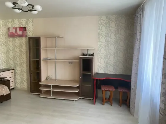 Сдается однушка в Пролетарском районе Донецк