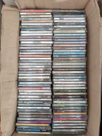 Продам CD диски. Донецк
