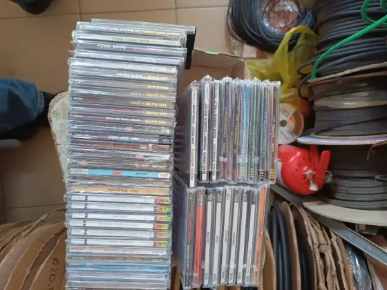 Продам CD диски. Донецк