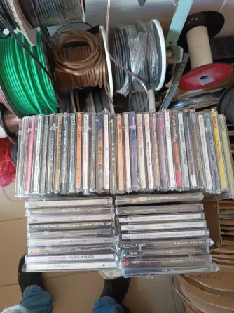 Продам CD диски. Донецк