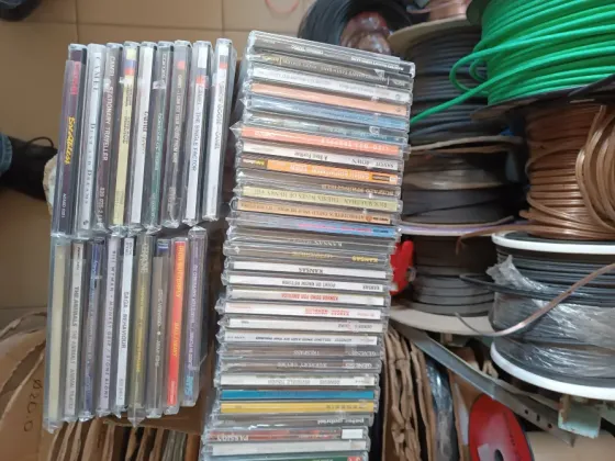 Продам CD диски. Донецк