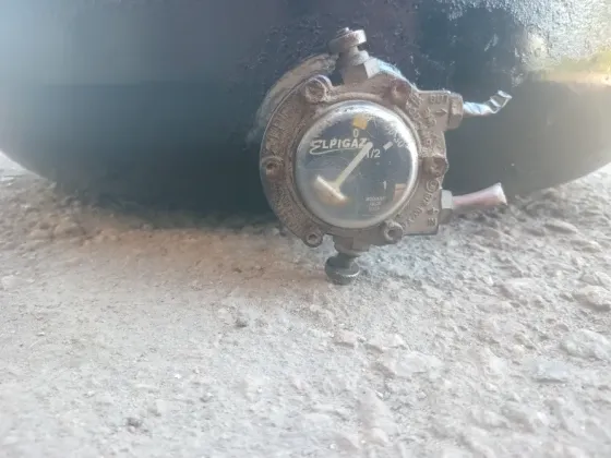 Продаю газовый балон 80 литров,под запаску Донецк