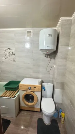 Продам 2 к кв-ру гостиного типа в Ильичевском р-не, ор. дк Металлургов, ул. Сеченова Мариуполь